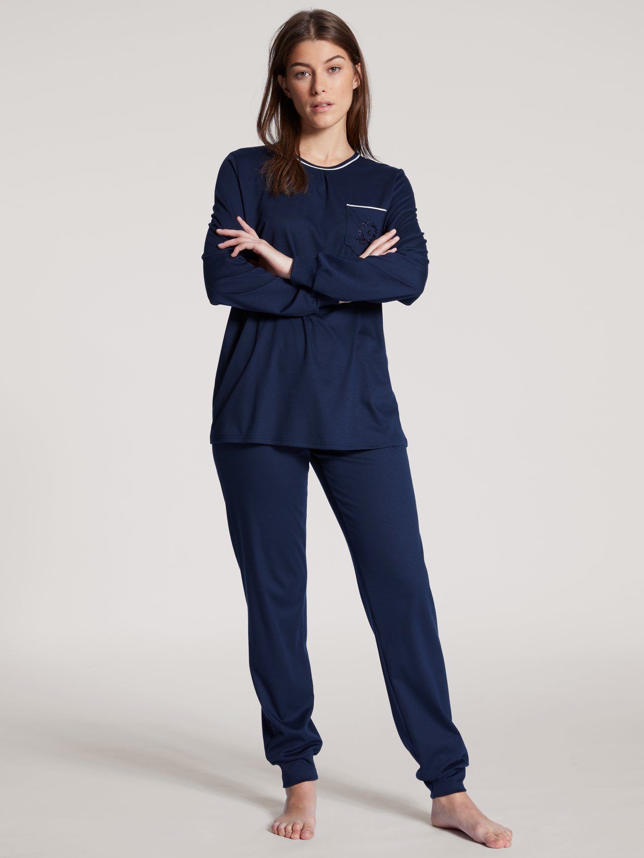 Calida Damen Bündchenpyjama Dunkelblau - von vorne Calida Damen Bündchenpyjama Dunkelblau - von vorne