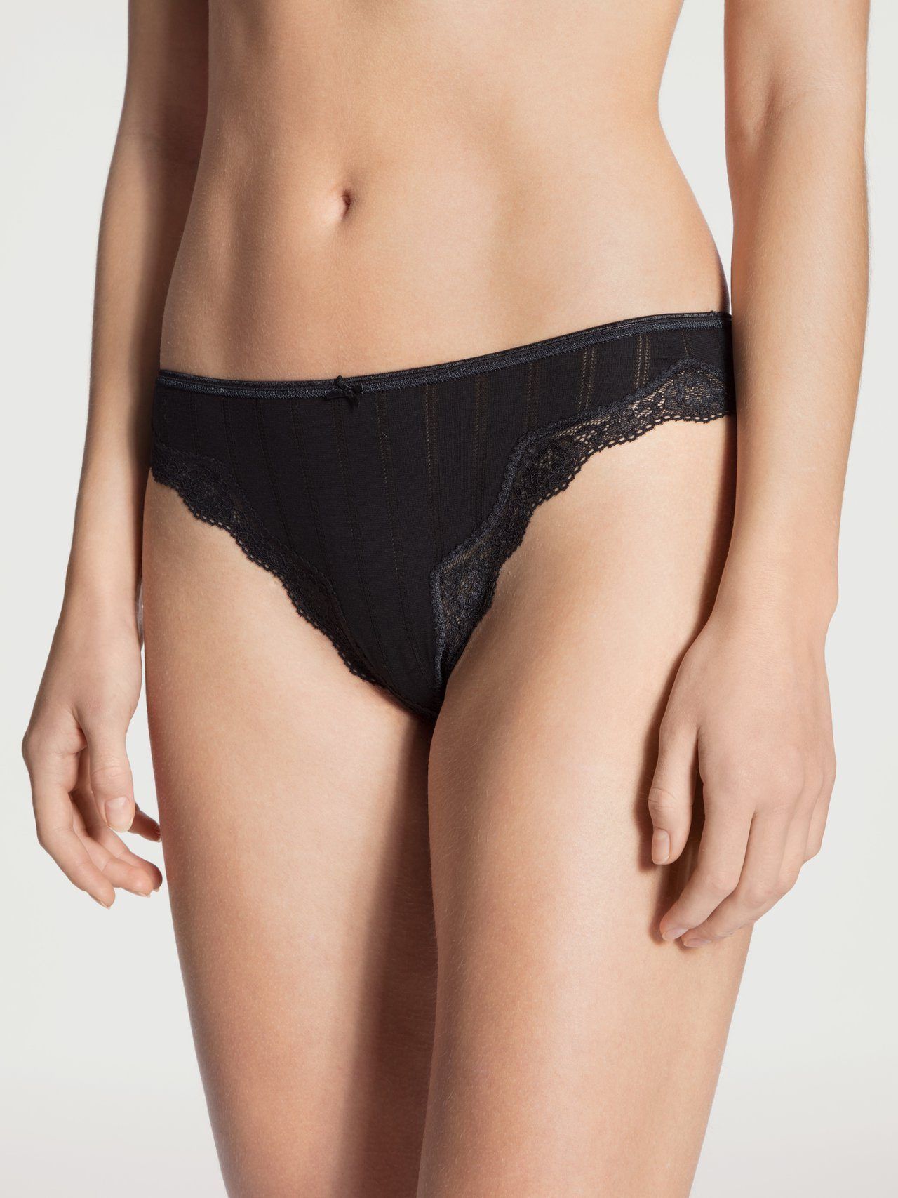 Calida Slip Etude Toujours 22192 schwarz - von vorne