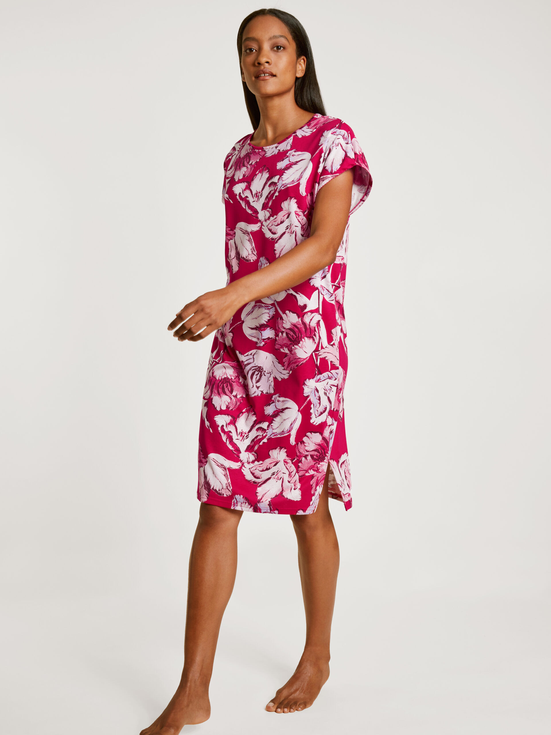 Calida Kurzarmnachthemd 33052 barberry red - von vorne Calida Kurzarmnachthemd 33052 barberry red - von vorne