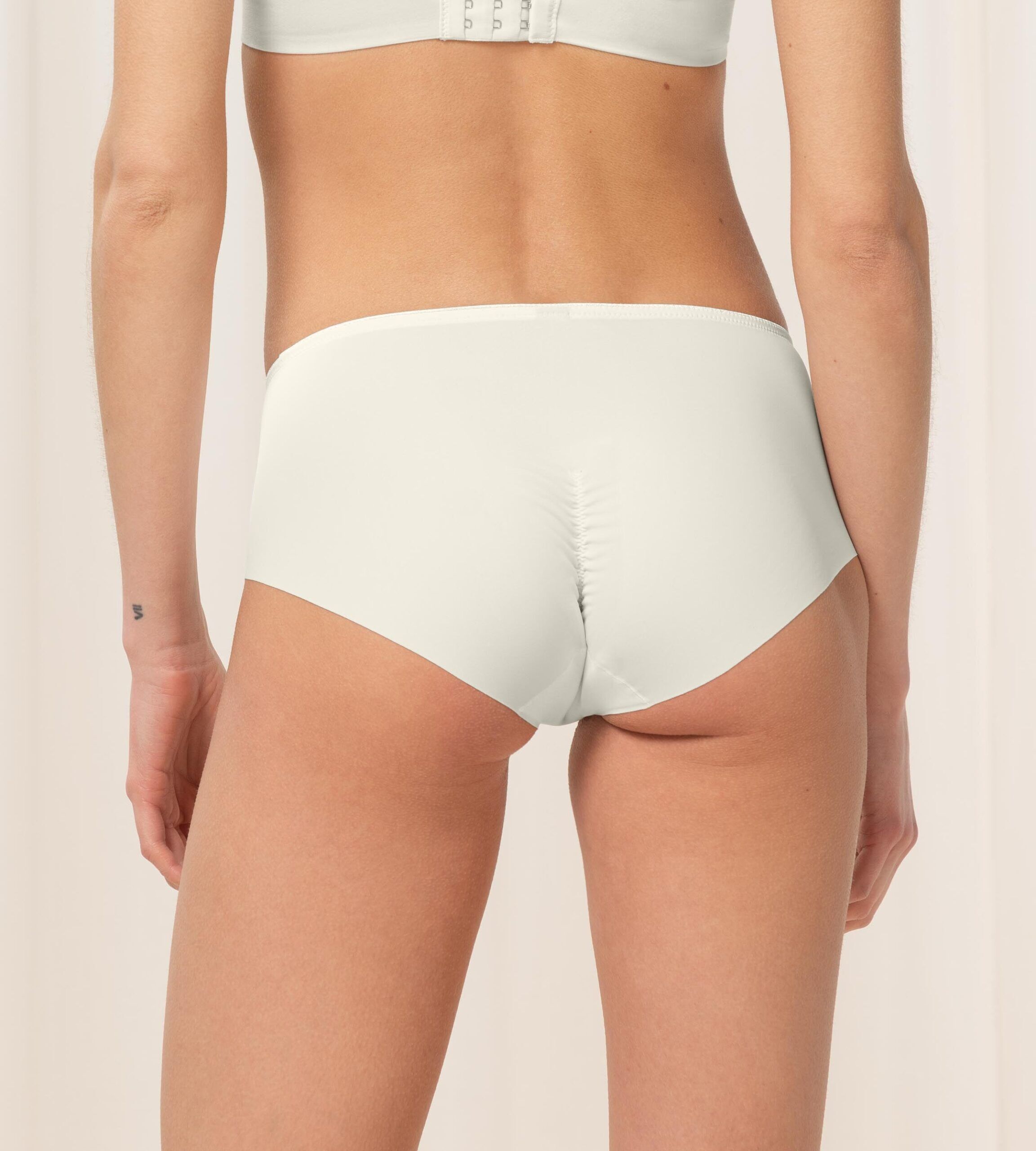 Triumph Essential Minimizer Hipster X Vanille - von hinten
