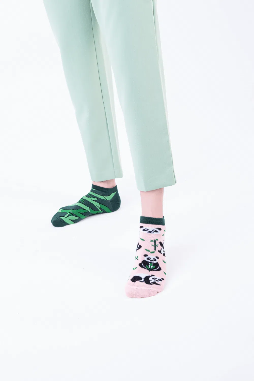 Many Mornings Sneaker Sweet Panda getragen