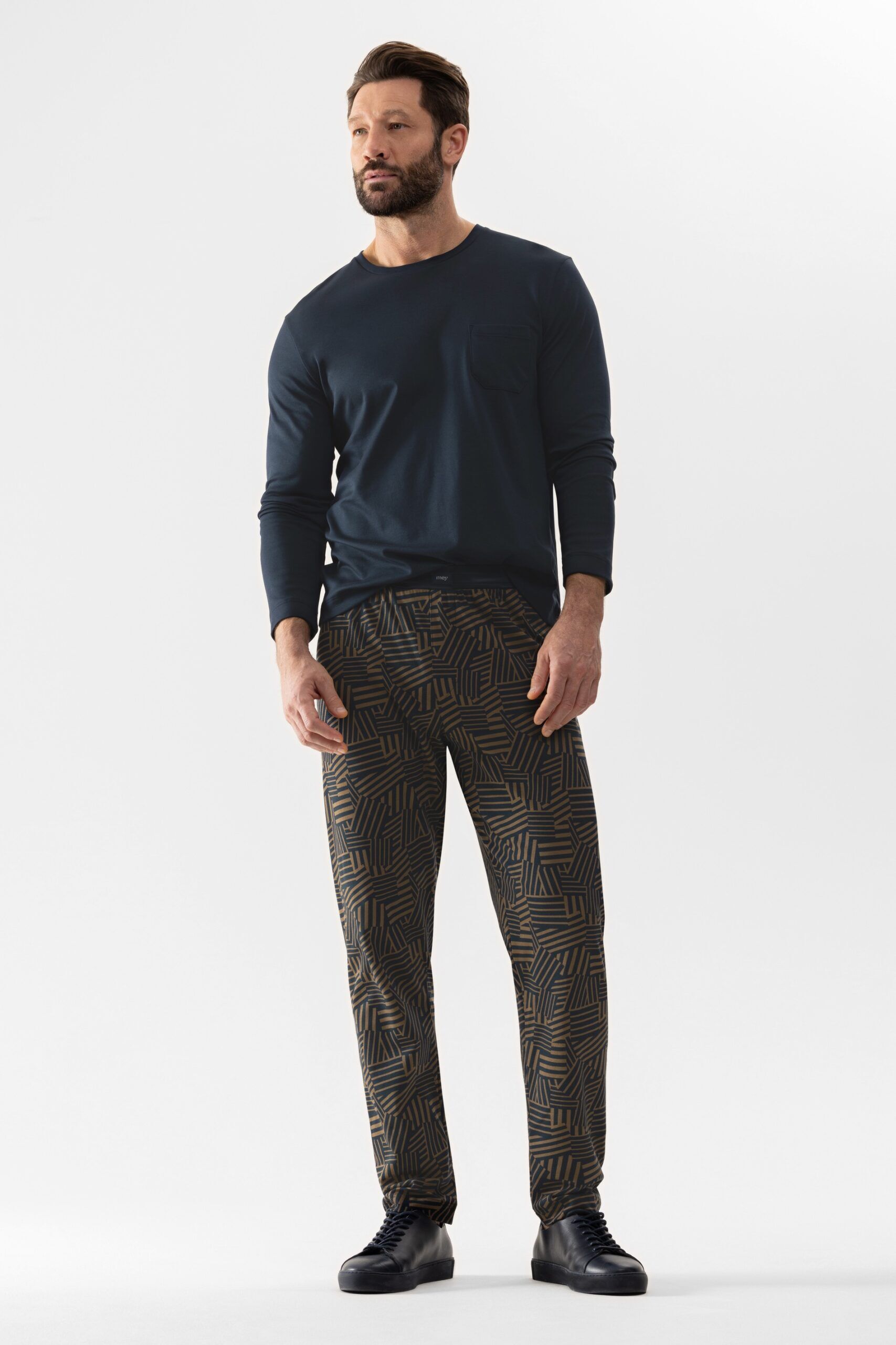 Mey Herrenpyjama Serie Bornholm Mahagoni - von vorne