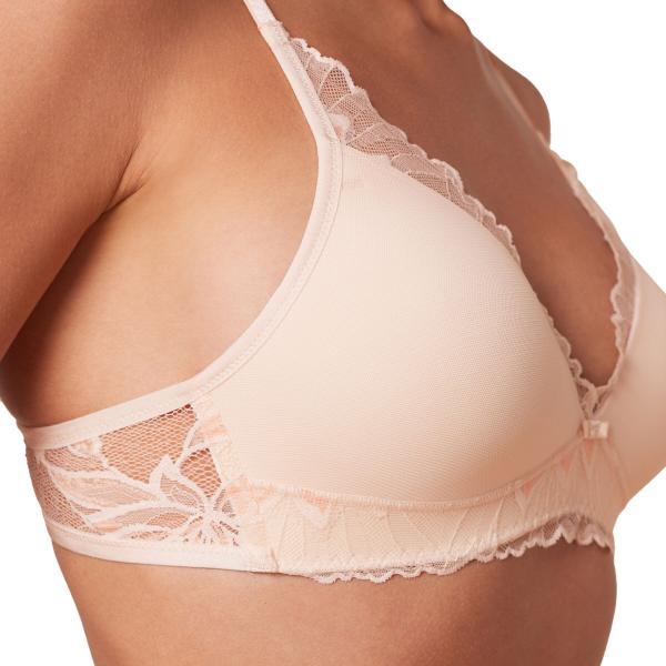 Triumph Amourette Charm Delight 10217887 Fresh Powder - von der seite