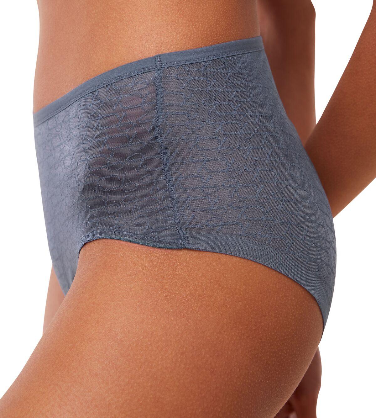 Triumph Signature Sheer Maxi 10215936 Cloudy Blue - von der seite Triumph Signature Sheer Maxi 10215936 Cloudy Blue - von der seite