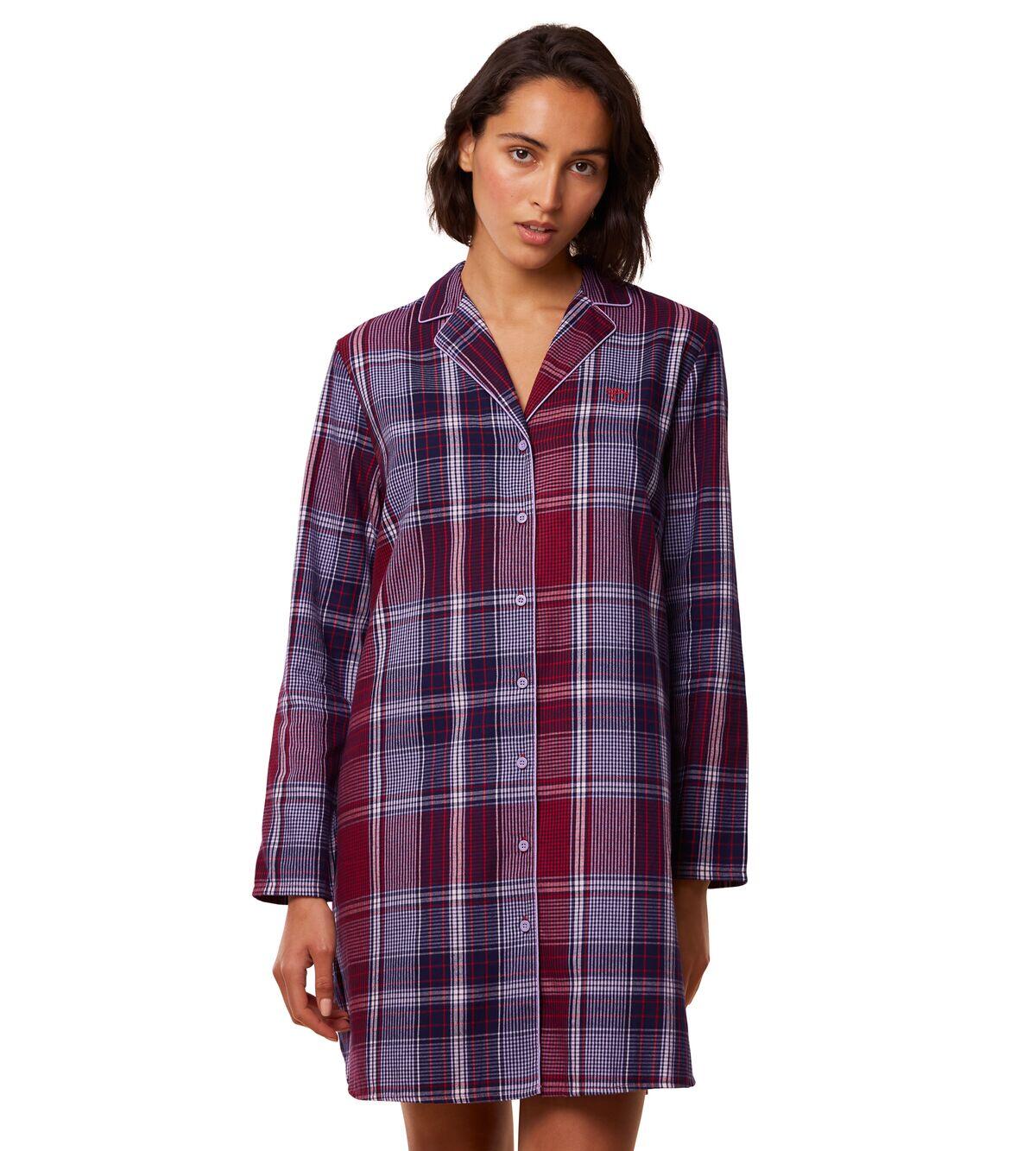 Triumph Langarm Nachthemd 10216520 Red Dark - von vorne Triumph Langarm Nachthemd 10216520 Red Dark - von vorne