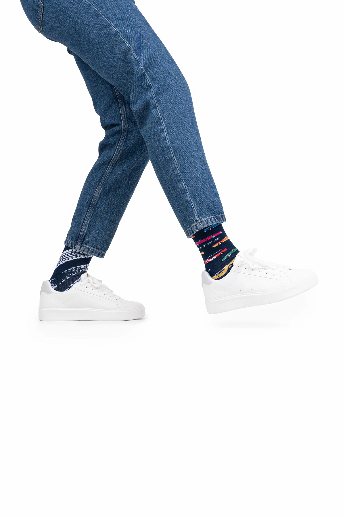 Many Mornings Fast Cars am Fuß