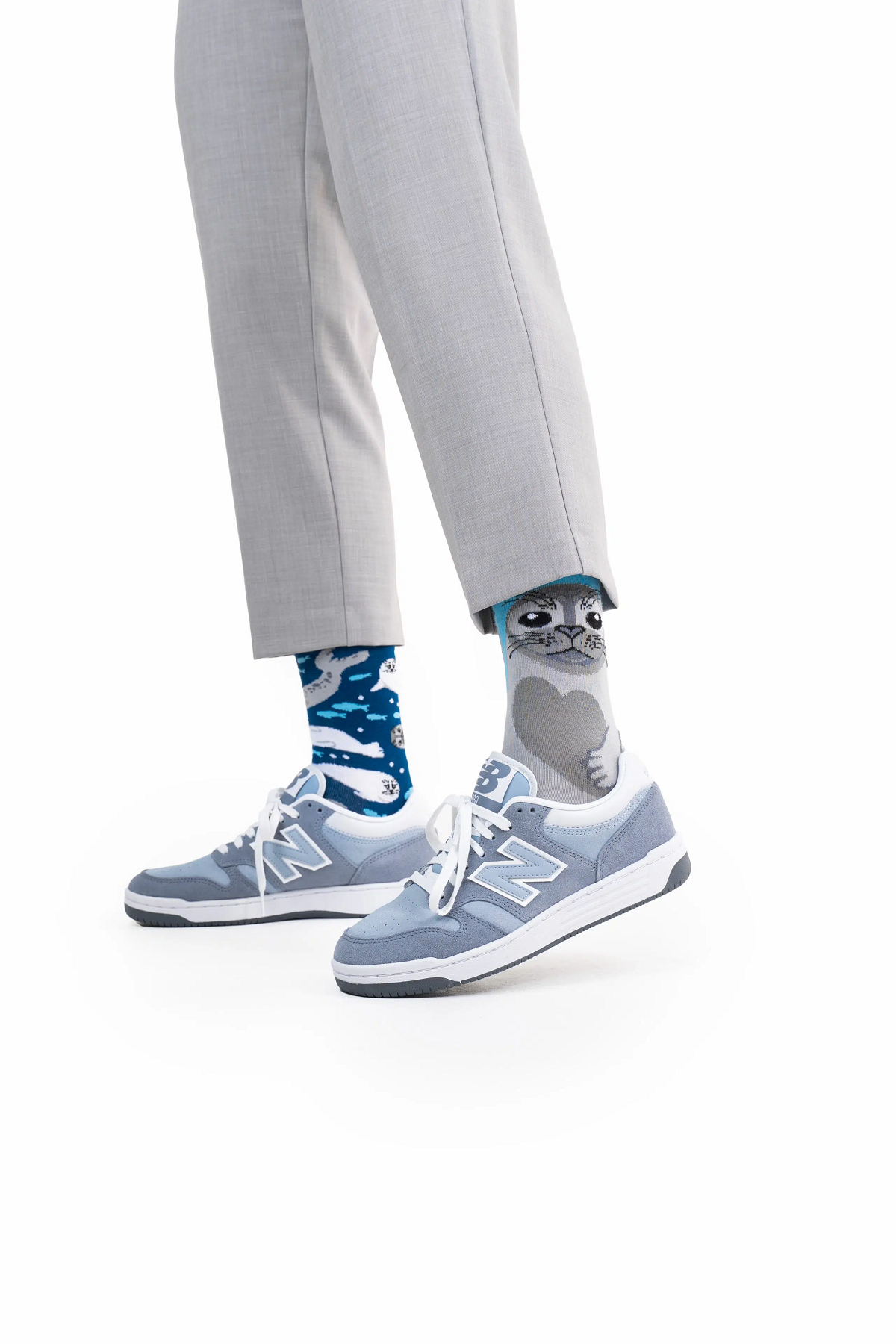 Many Mornings Save The Seals am Fuß