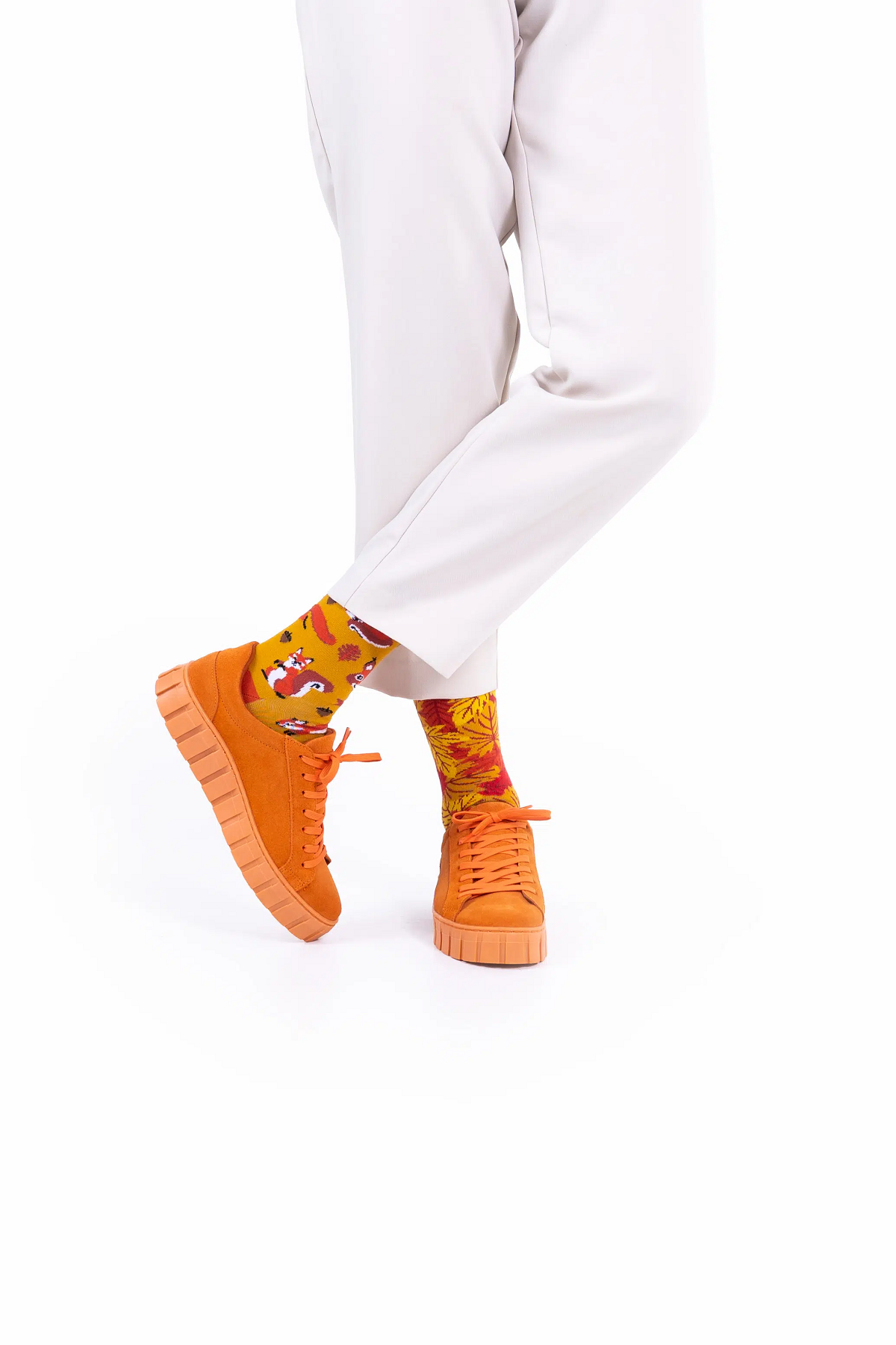 Many-Mornings-Socken-the-Squirrels-am-Fuss|ManyMTheSquirrels Many Mornings Socken the Squirrels am Fuß