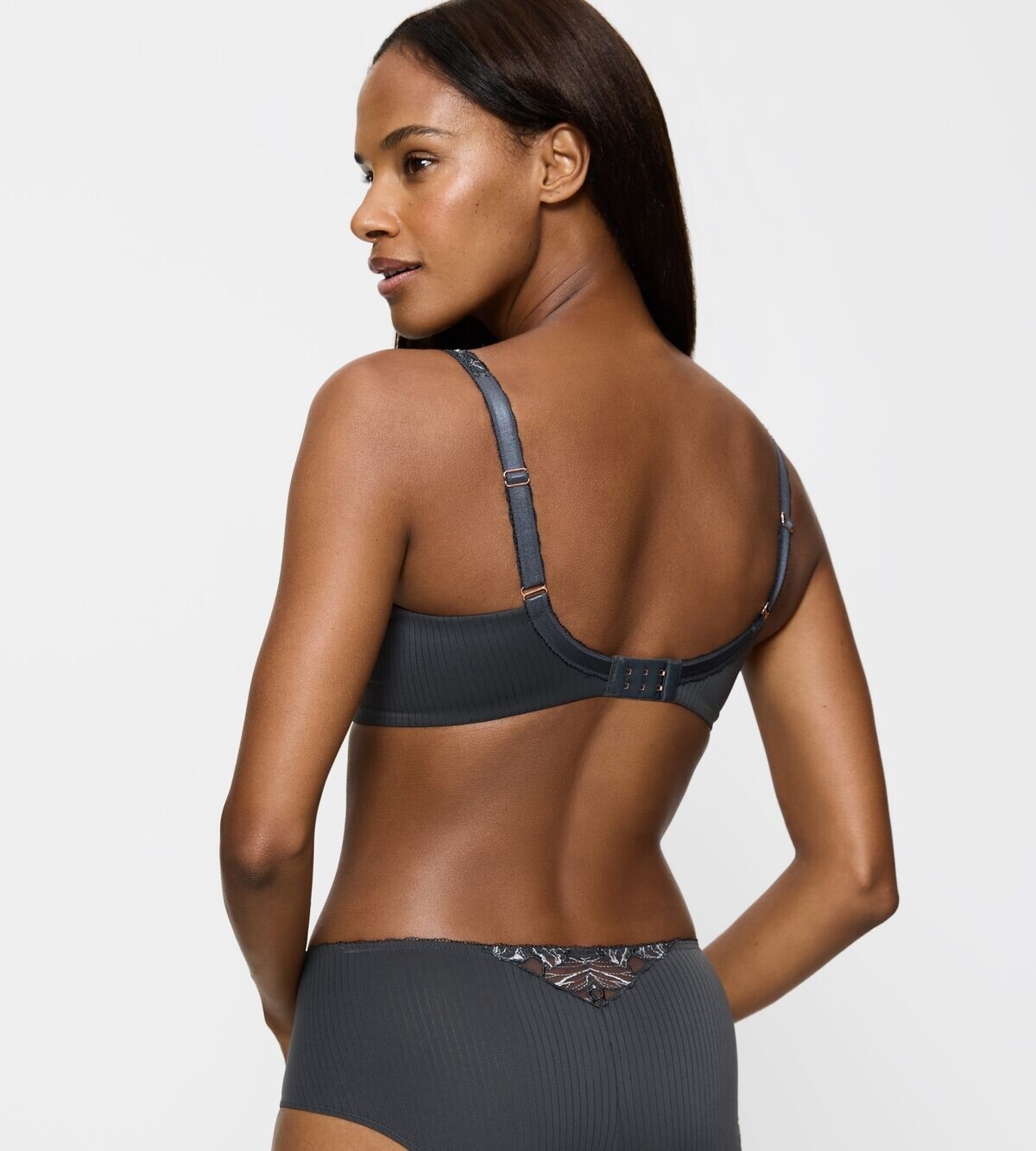 Triumph-Buegel-BH-Wild-Iris-Florale-10222225-Anthrazit-hinten|Triumph10222225Anthrazit Triumph Bügel-BH Wild Iris Florale 10222225 Anthrazit hinten